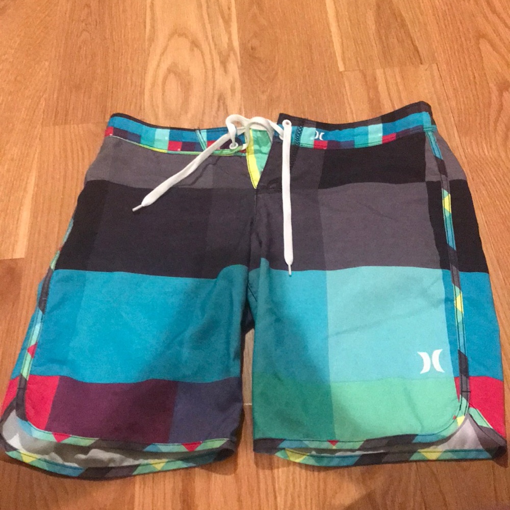 Hurley boardshorts